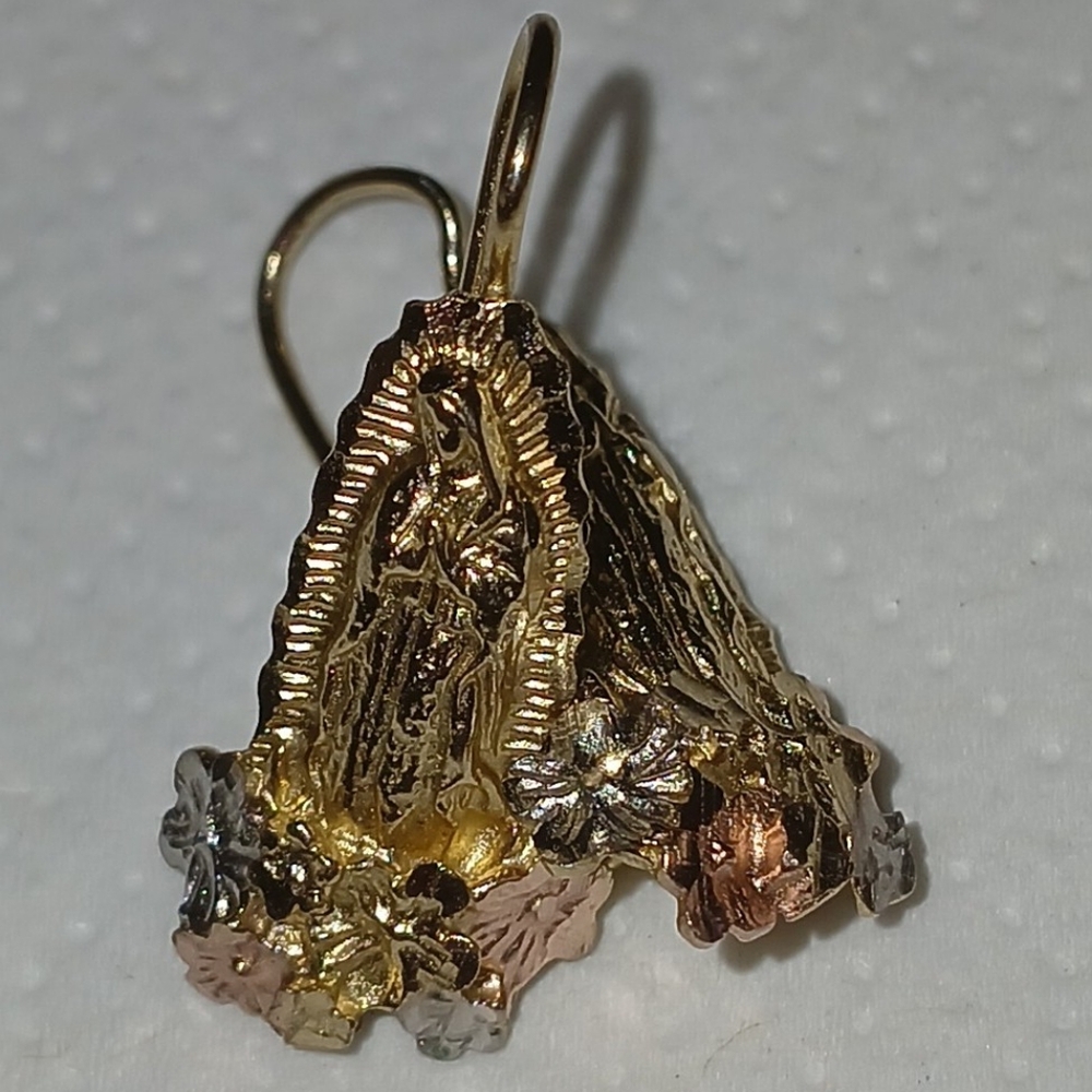 DANGLE EARRINGS GOLD PLATED
